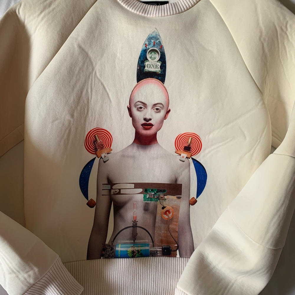 Juun.J x alexandfelix Cream Graphic Crew Neck Sweater - Picture 1 of 7
